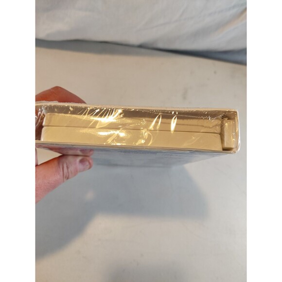 Susannah of the Mounties (VHS, 1994 Clamshell) Shirley Temple Classic Sealed - Picture 6 of 8